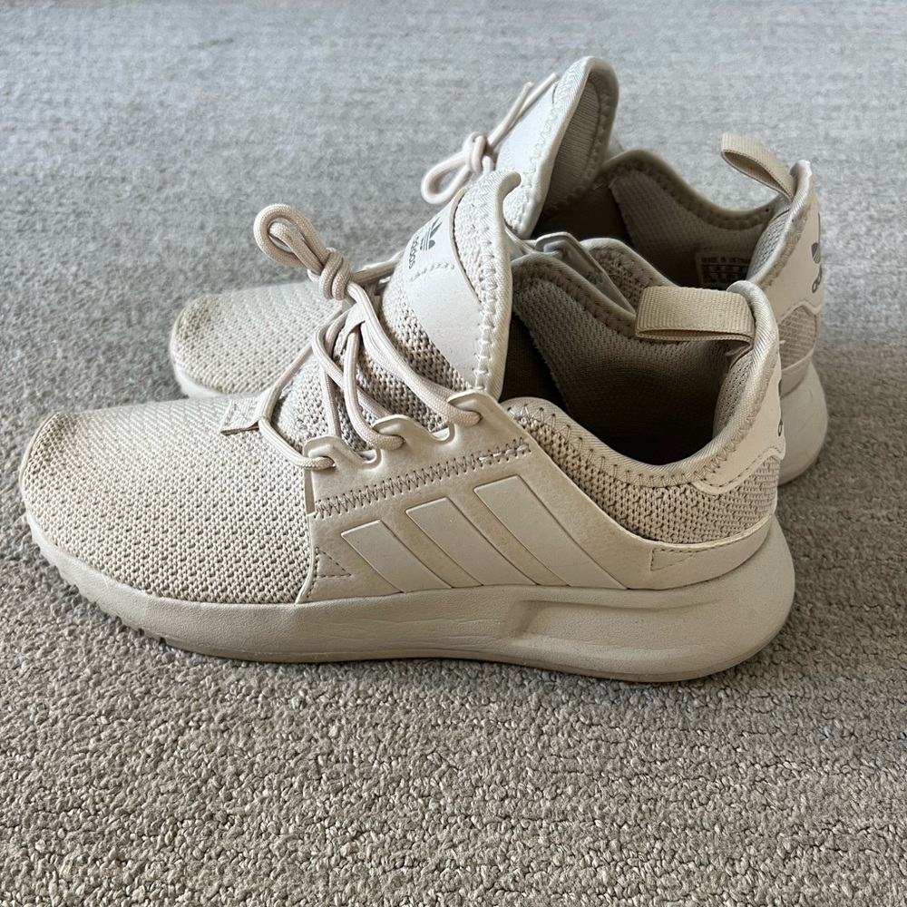 Women’s adidas tan sneakers